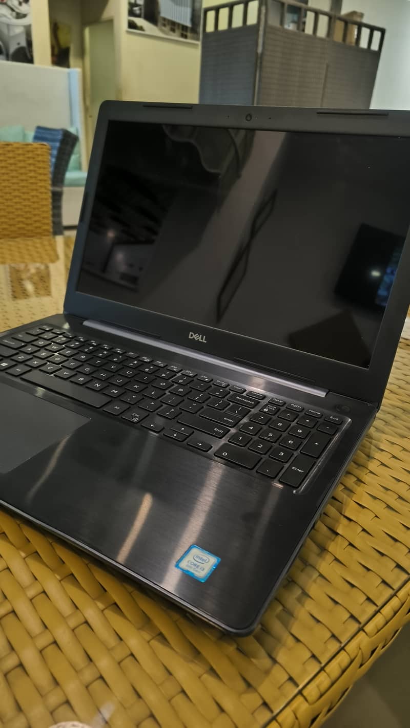 Dell i3 8th Generation 8gb DDR4 256gb SSD IPS Touch Display 0