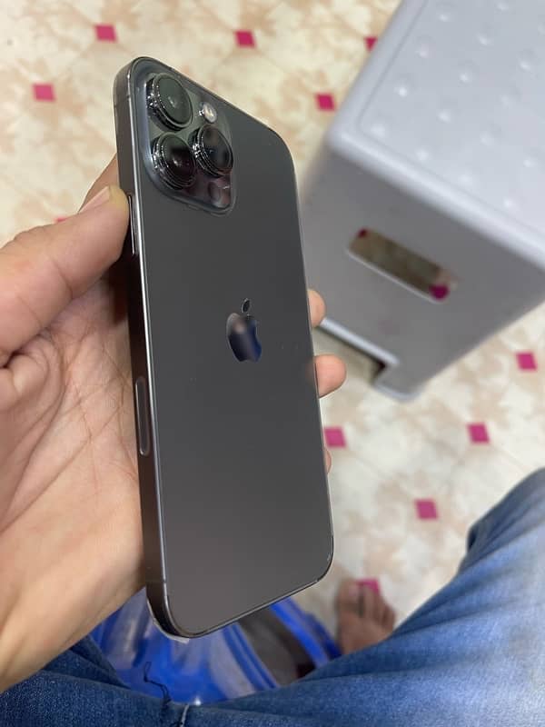 I phone 13 pro max With Box 1