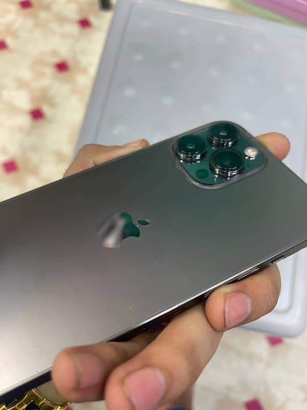 I phone 13 pro max With Box 4