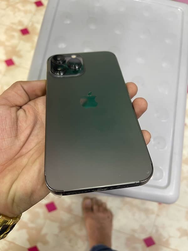 I phone 13 pro max With Box 9