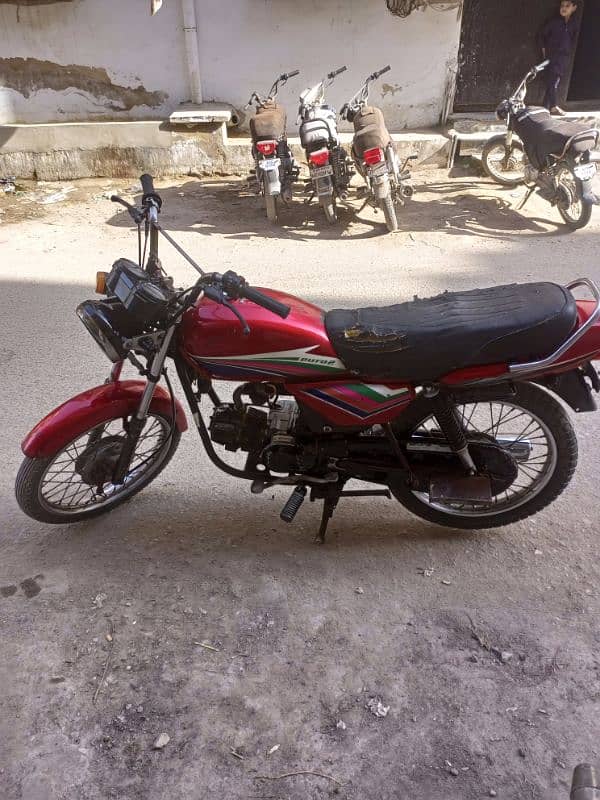 Honda CD100 Motorcycle 0