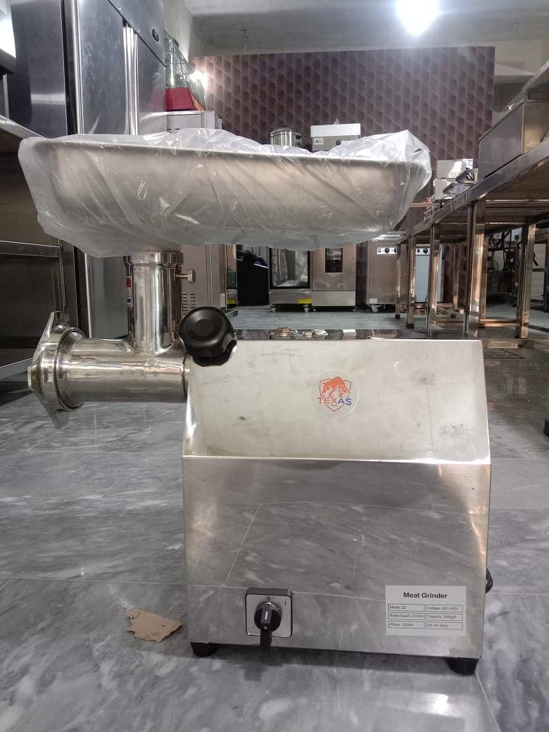Meat Grinder . model. 22  . 0