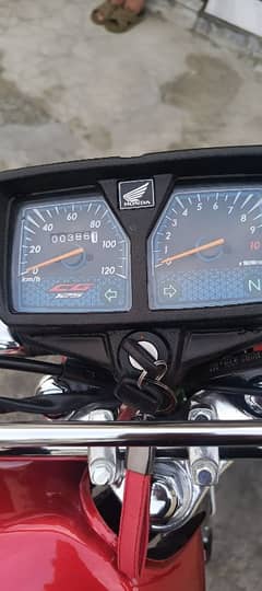 honda 125 2k25 mdl 195serial urgent sale red clr 03189498421