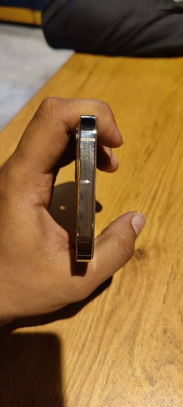 Iphone 12pro Non pta 0-3-1-9_3707909 1