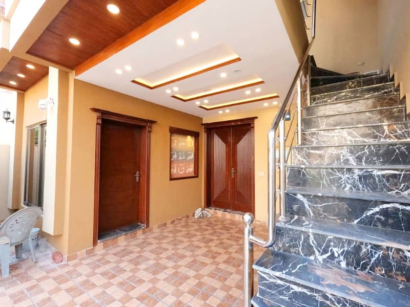 Spacious 5 Marla House Available For Sale In Jubilee Town - Block F 5