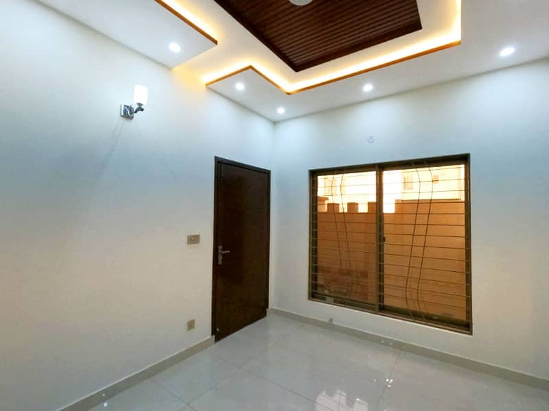 Spacious 5 Marla House Available For Sale In Jubilee Town - Block F 8