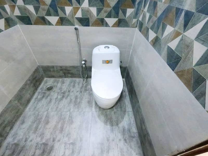 Spacious 5 Marla House Available For Sale In Jubilee Town - Block F 23