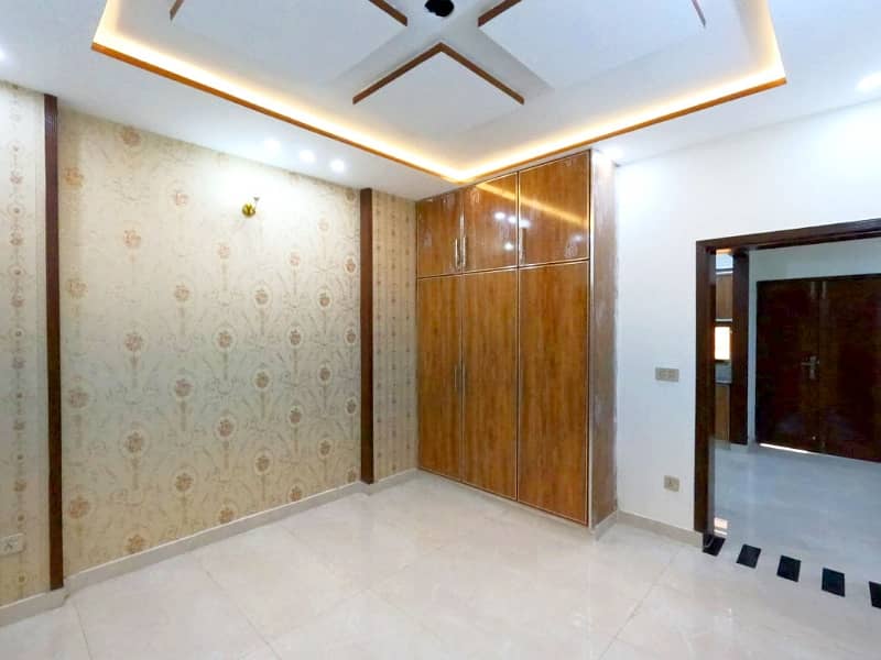 Spacious 5 Marla House Available For Sale In Jubilee Town - Block F 31