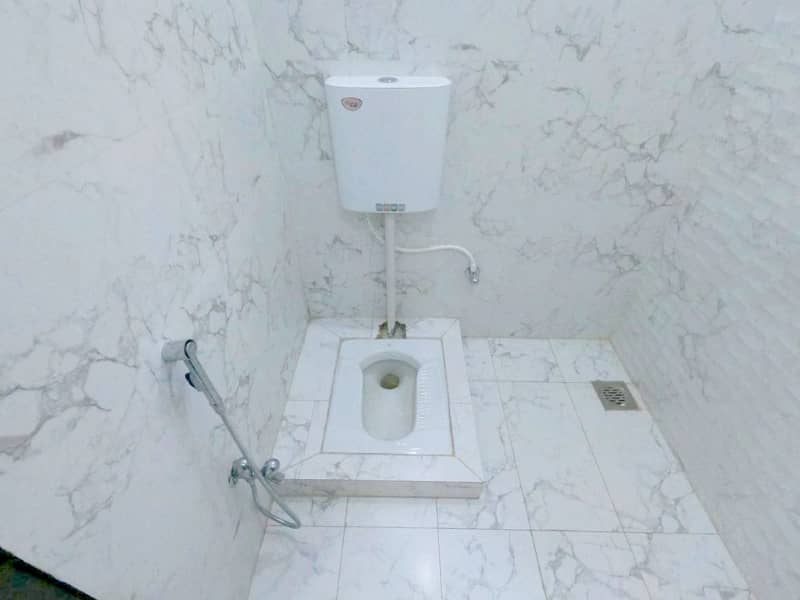 Spacious 5 Marla House Available For Sale In Jubilee Town - Block F 32