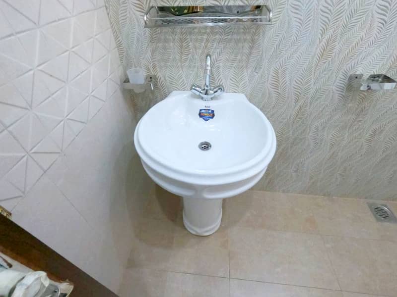 Spacious 5 Marla House Available For Sale In Jubilee Town - Block F 36