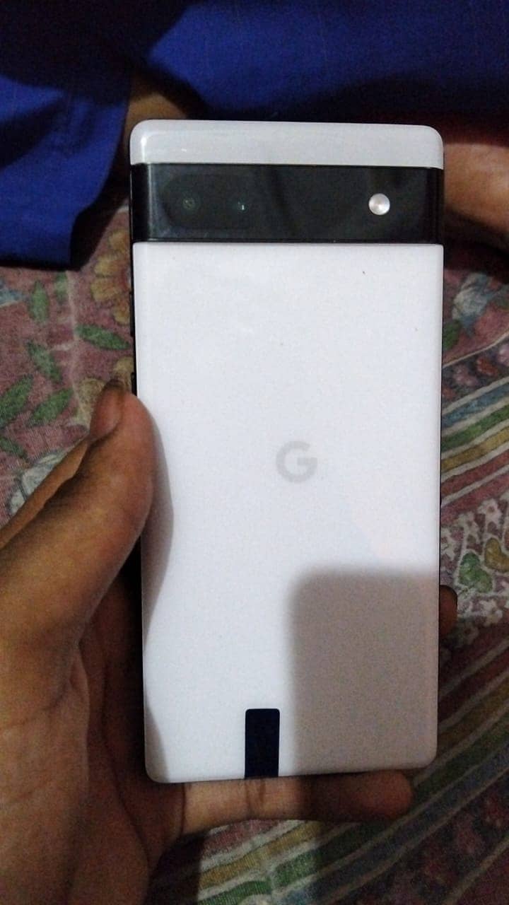 Google Pixel 6a 1