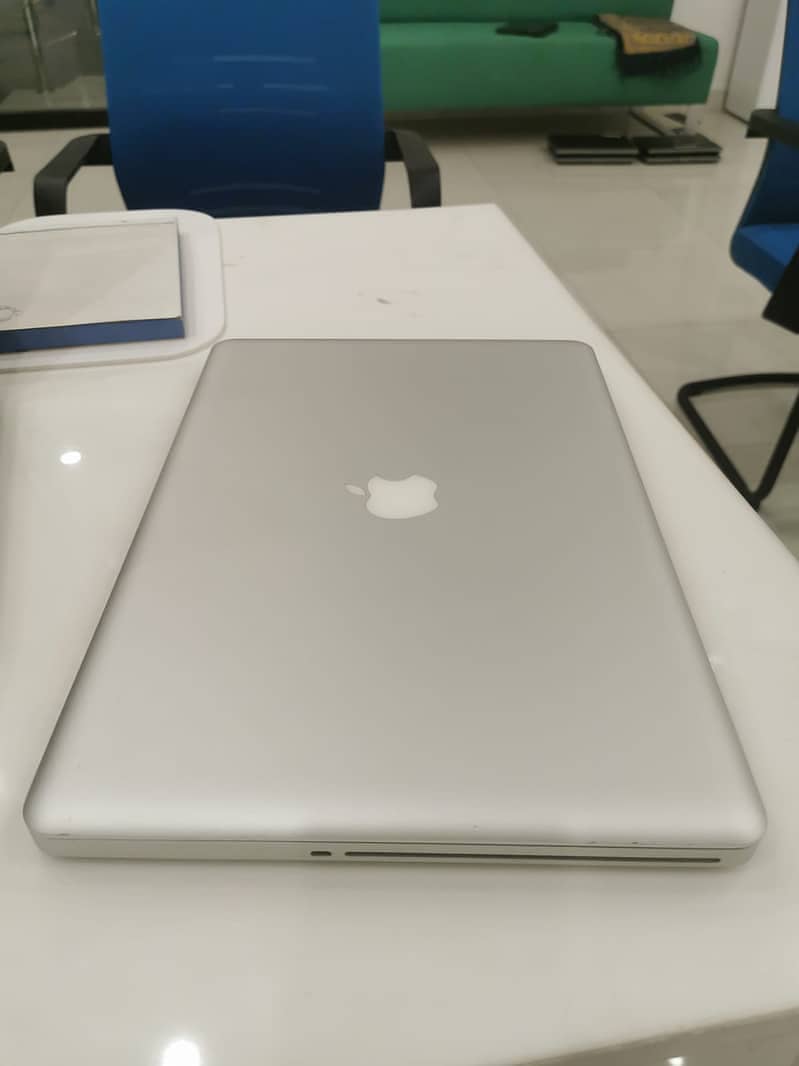 Apple Macbook Pro A1286 Core i7 3rd Generation (Urgent) 0