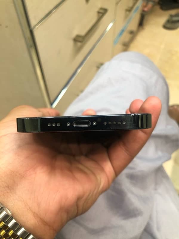 iphone 13 pro non pta original condition 2