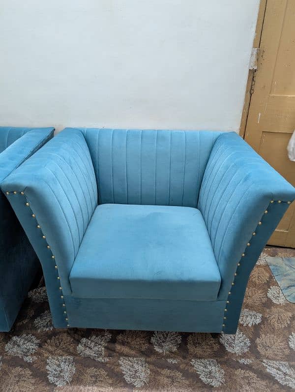 5 Seater Sofa Set (Like New) 10