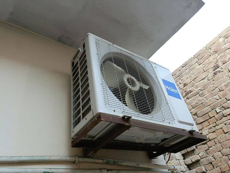 haier Ac sale hot and cool 0