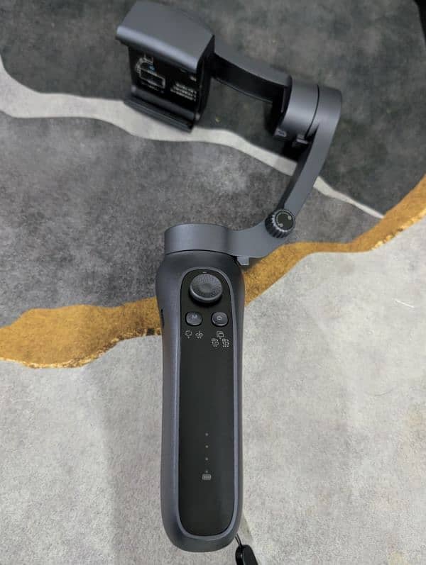 Gimbal for smartphone 2
