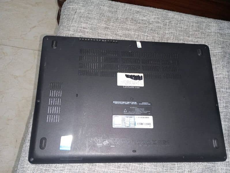 Dell Latitude 5480 i7-6th with 2 gb gpu 2