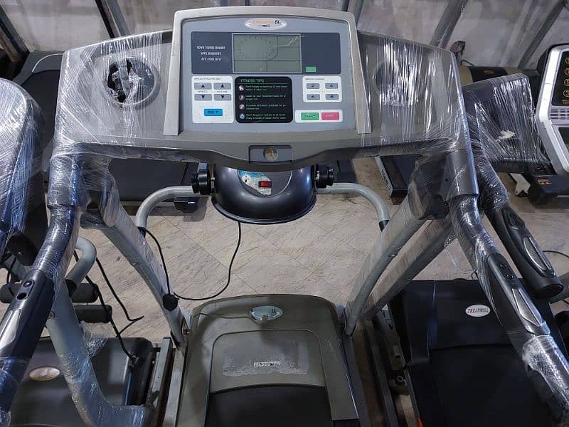 TREADMILL / RUNNING MACHINE / WALKING MACHINE / JOGGING MACHINE 4