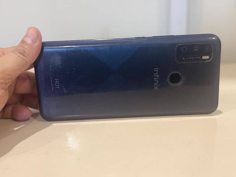 Infinix hot 9 play with box 13