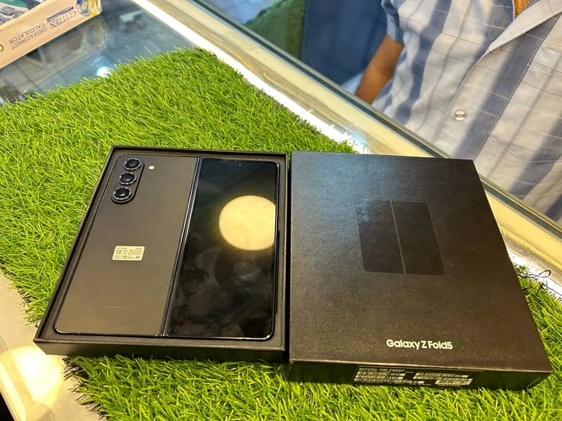 Galaxy Z Fold 5 12/256 Non pta 3