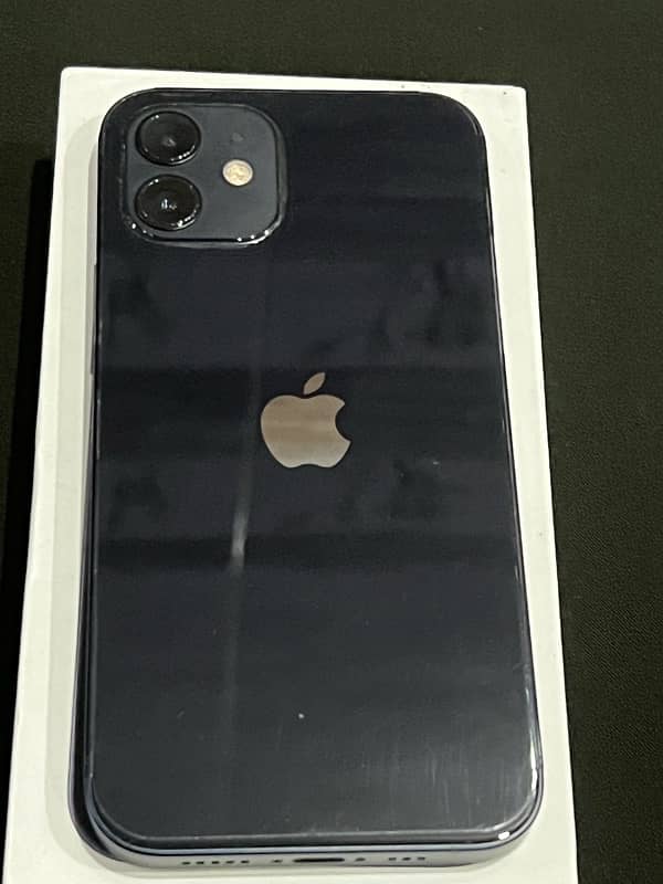 Iphone 12 (64Gb)(Factory unlock) with box 1