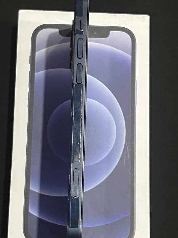 Iphone 12 (64Gb)(Factory unlock) with box 2