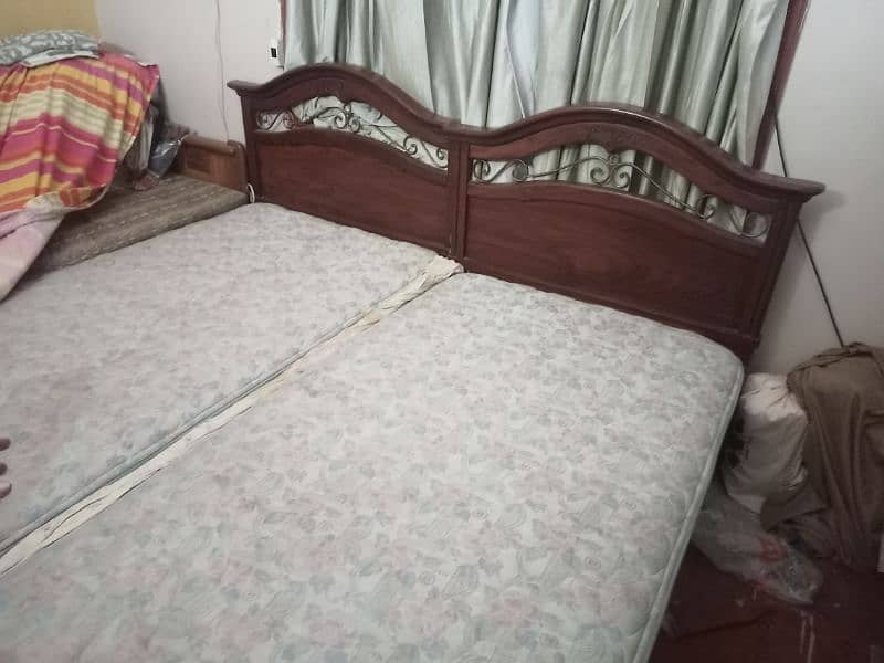 Two single bed with one side table good quality matress 3