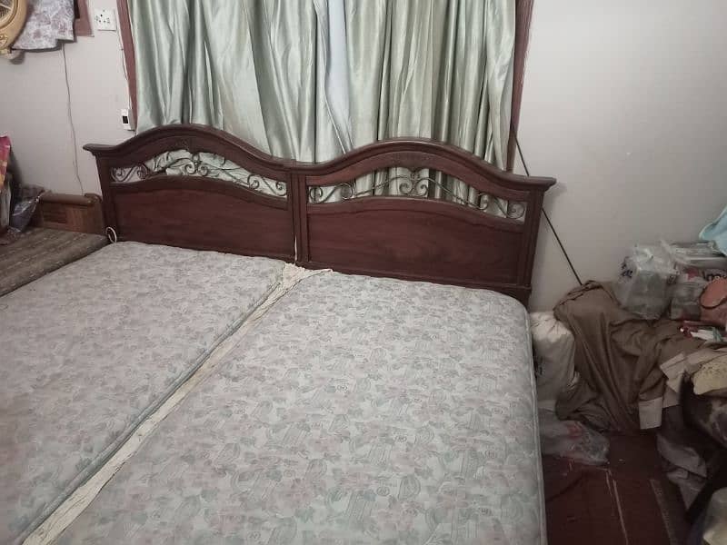 Two single bed with one side table good quality matress 6