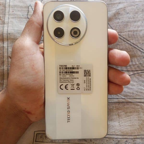 Tecno spark 30 pro 8/128 2