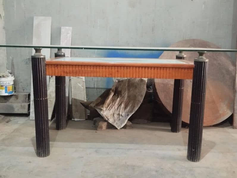 I want to sell dining table 2