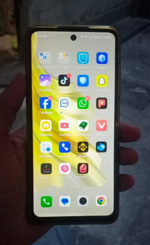 Tecno spark 20 16 gb Ram 256gb Rom with complete box 0