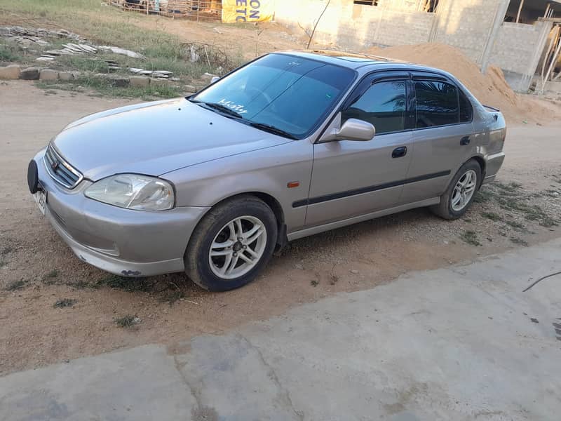Honda Civic Vti Oriel 2000 UG Grade 6