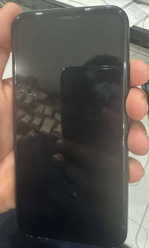 Iphone xr+ Internet Device 1