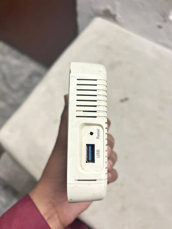 Ptcl router (Wifi) 4