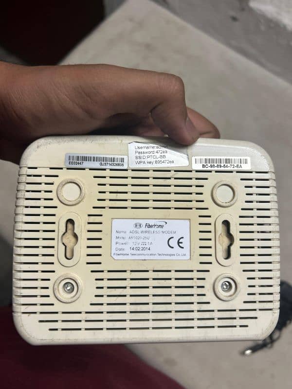 Ptcl router (Wifi) 8