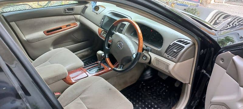 i wana sell my car my number is 0322 4989766 5