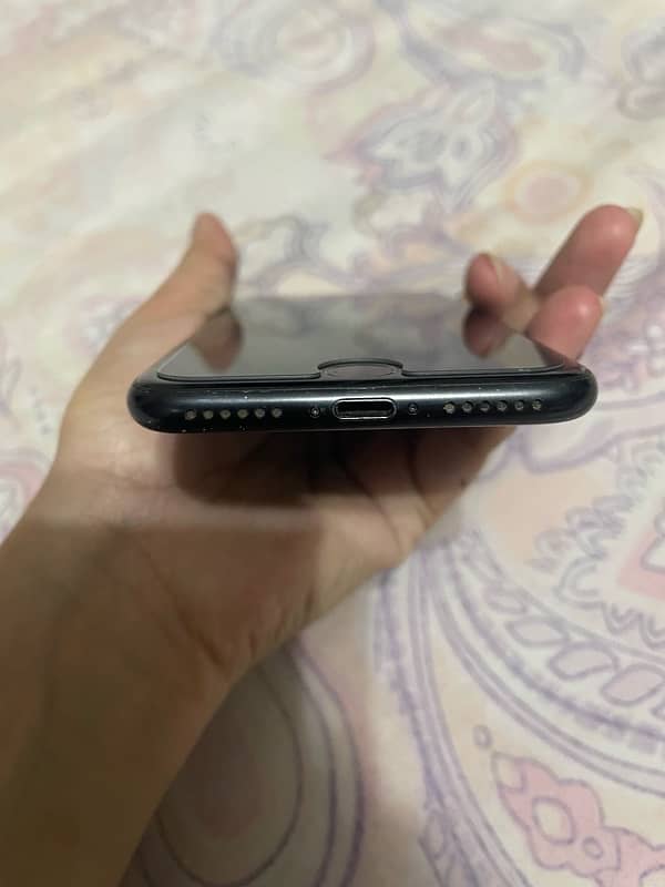 IPhone 7 PTA approved for sale Condition Very Good 6