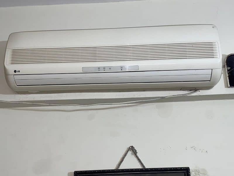 LG A/C Just Like New In 100% Working 0