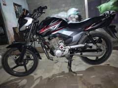 Honda CB 125F