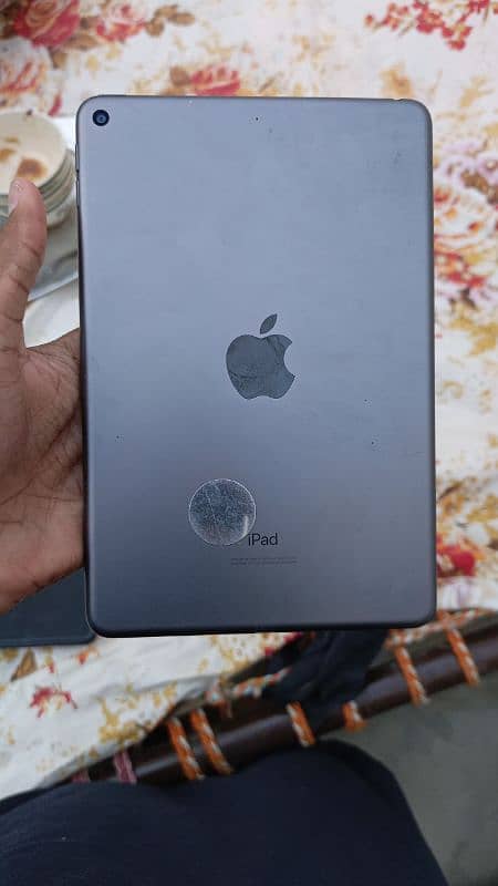 ipad mini 5 10/10 condition 5