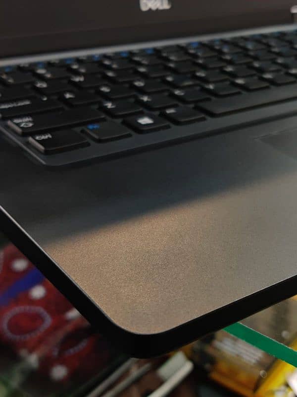 Dell Latitude 5490 0