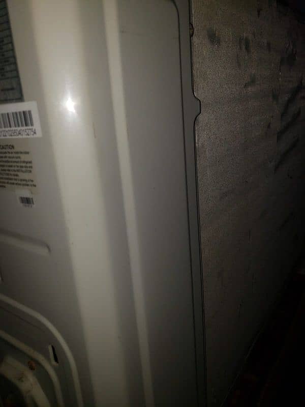 Orient split ac 1 ton child  Colling 6