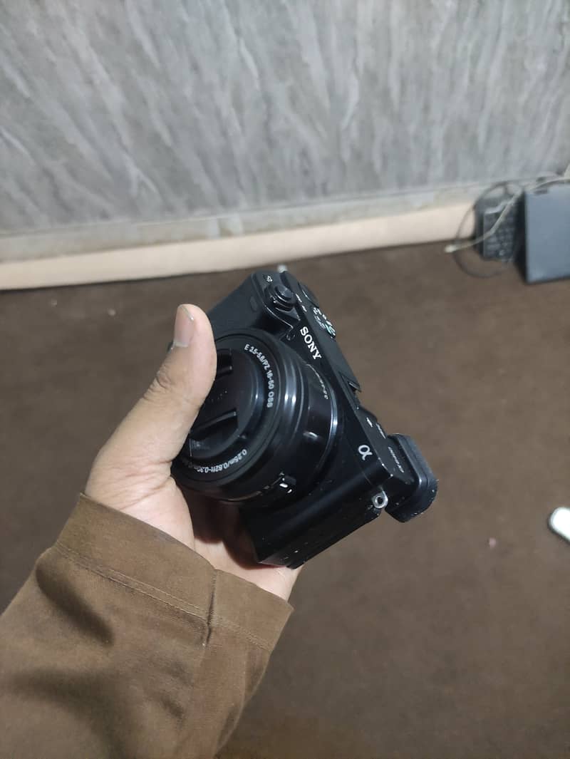 Sony Alpha a6400 Mirrorless Digital Camera with kit lense 2