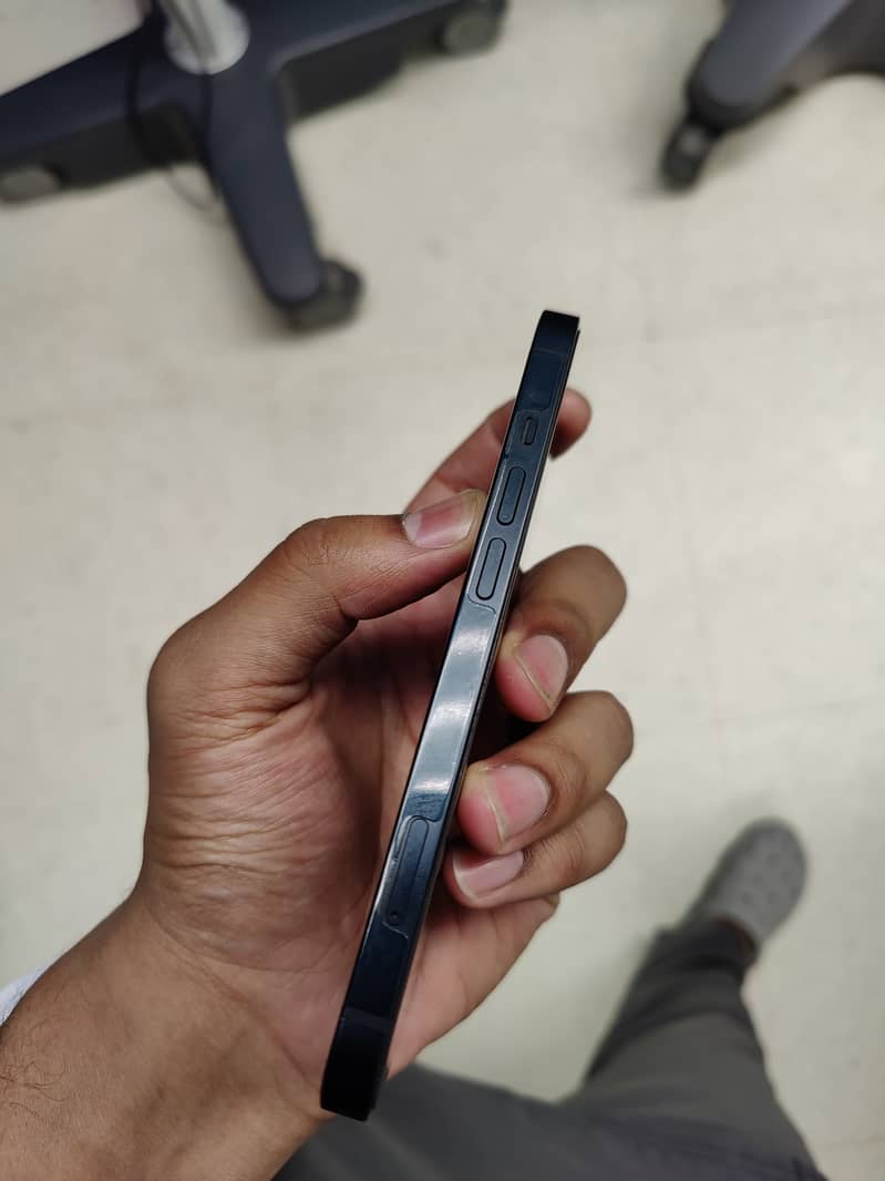Iphone 13 PTA with box 7