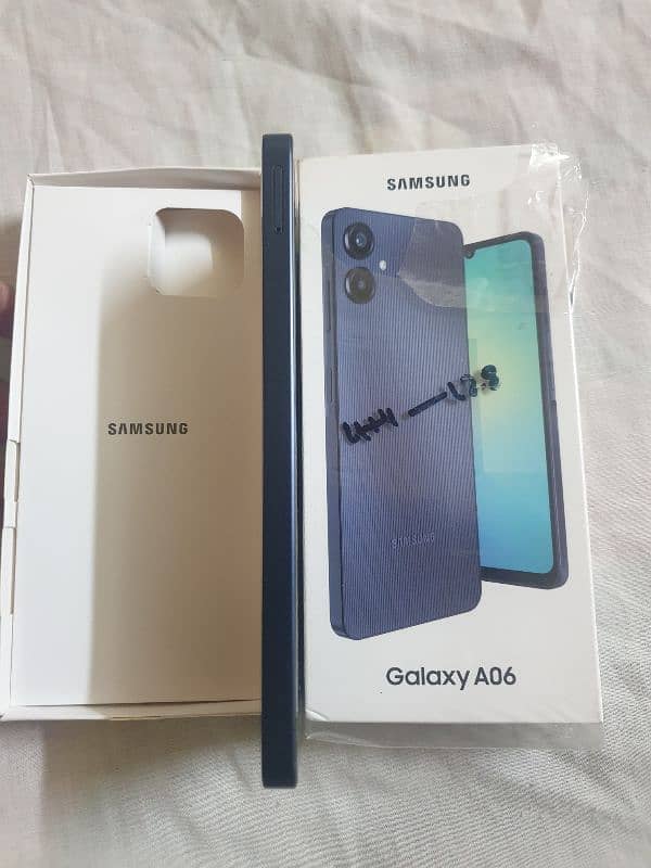 Samsung Galaxy A06 128gb New Condition With Full Box 3