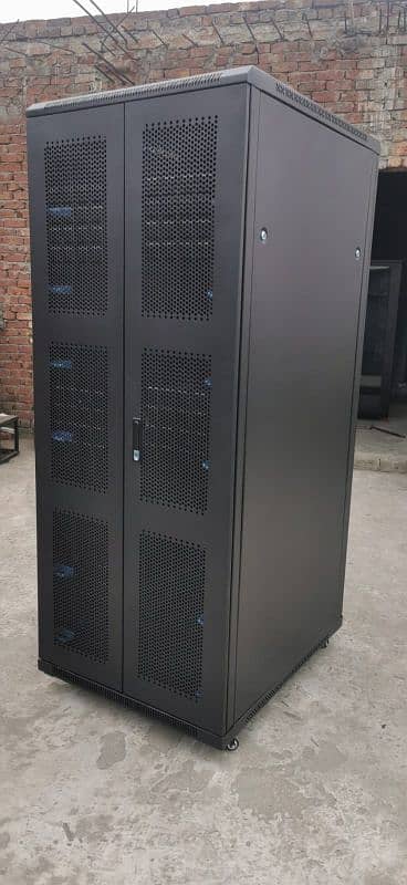 Server rack 42 U 0