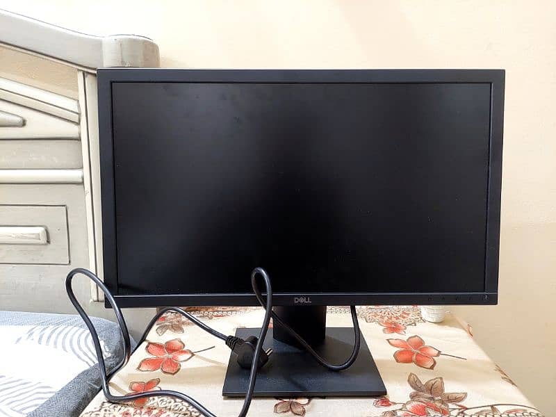 Dell Monitor R. s 25000/= 10 by 10 condition VGA Port HDMI Port 0