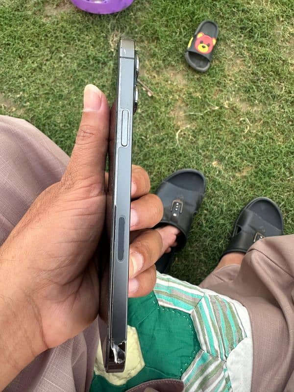 Iphone 13 pro max 4