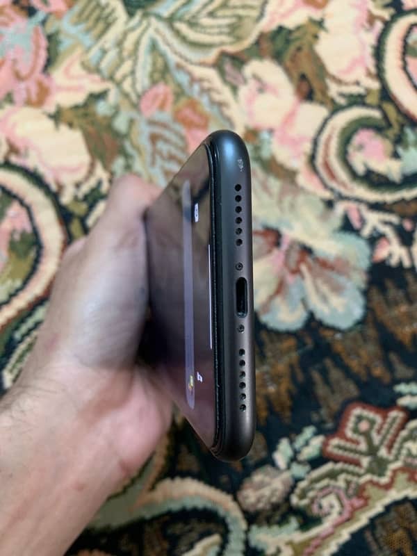 Iphone 11 sim working 4
