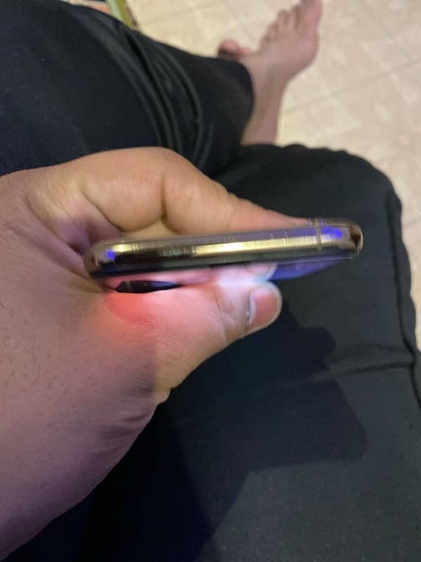 iphone xs 256 Gb factry unlock 3